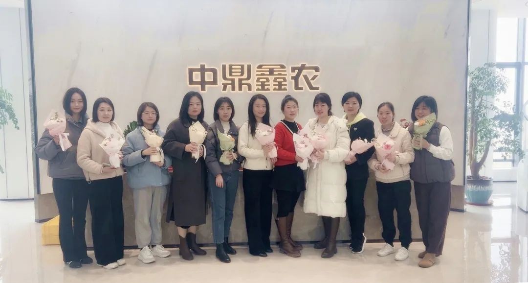 寵愛女神節(jié)，鼎鑫集團送出花海與甜蜜驚喜！